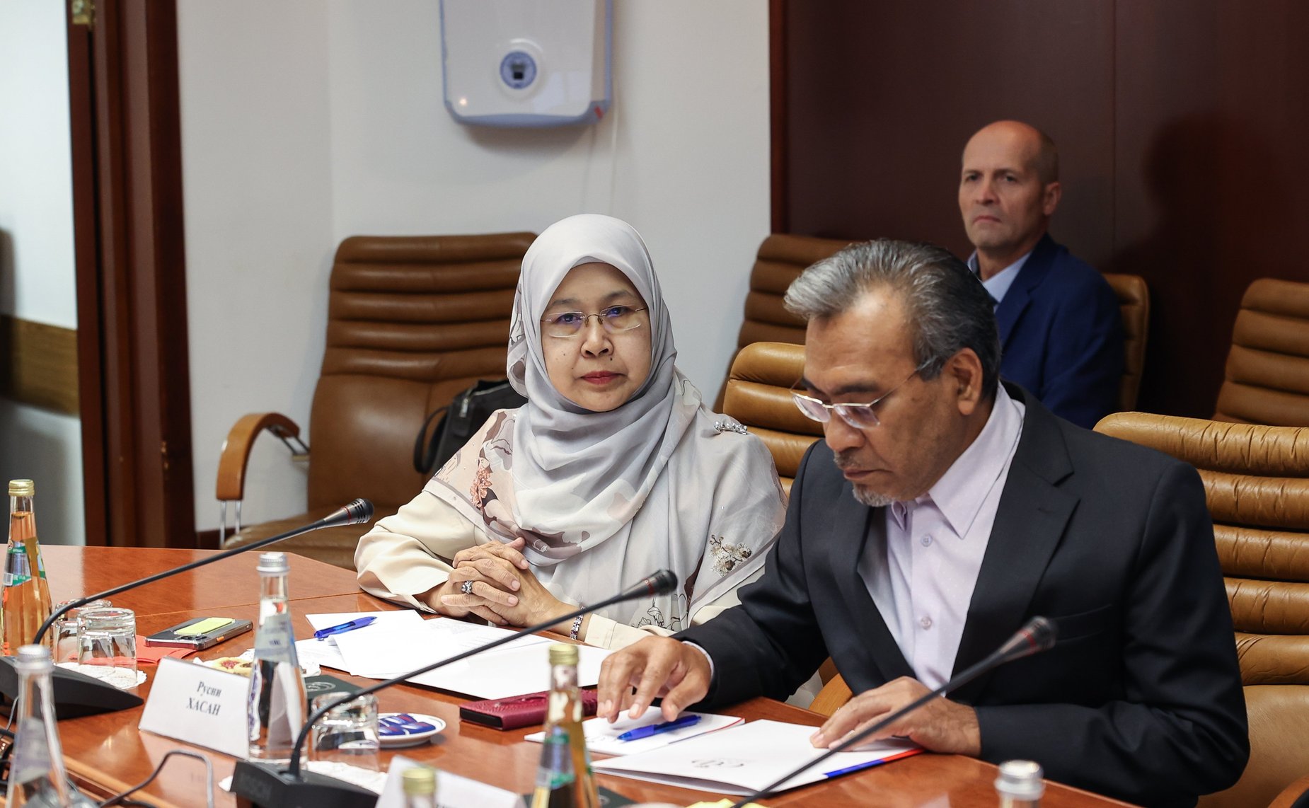 Встреча заместителя председателя Комитета СФ по международным делам Фарита Мухаметшина с делегацией Международного исламского университета Малайзии