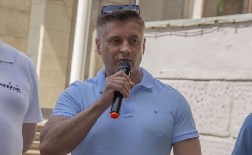 Юрий Архаров принял участие в акции «10000 шагов вместе против наркотиков!»