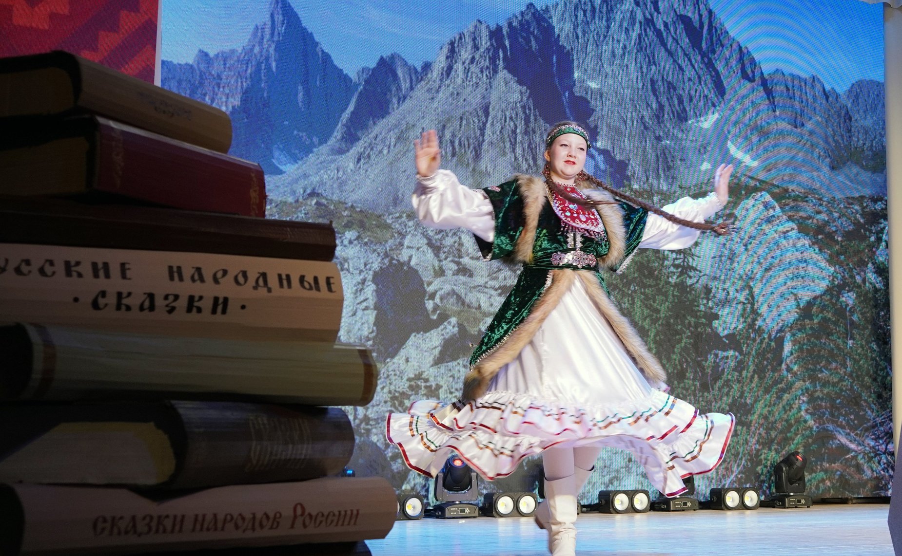 Фестиваль «Наследники традиций»