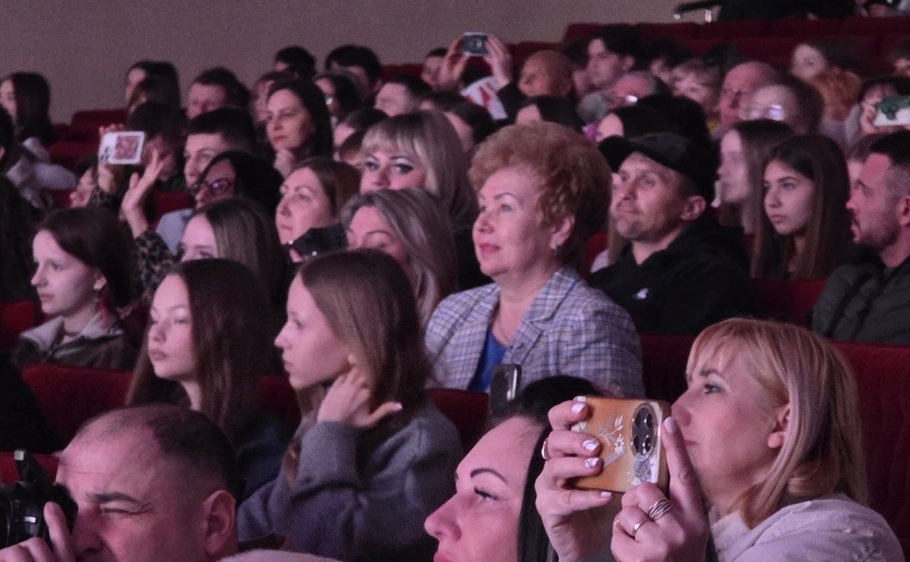 Ольга Бас приняла участие в проведении в ЛНР Республиканского детского конкурса красоты и таланта