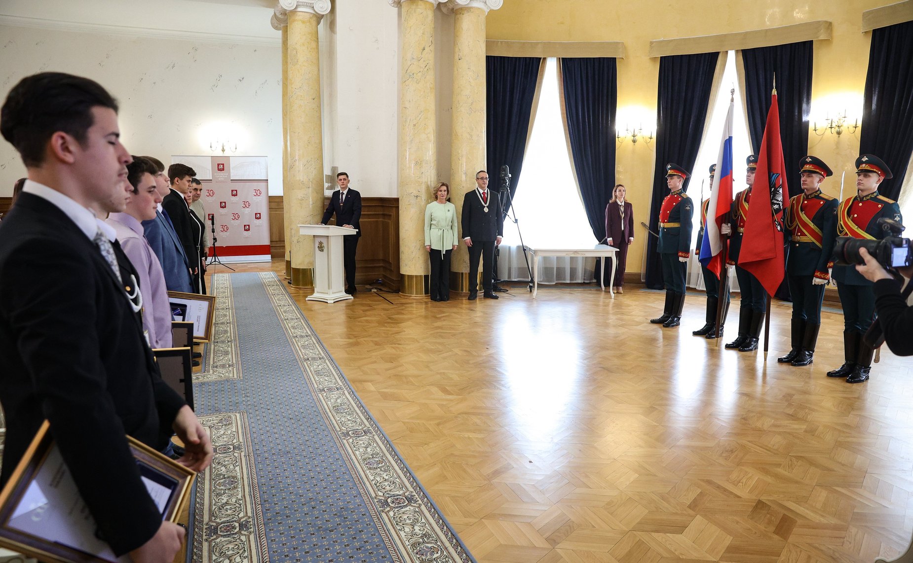 Торжественная церемония награждения детей Москвы медалью Совета Федерации «За проявленное мужество»