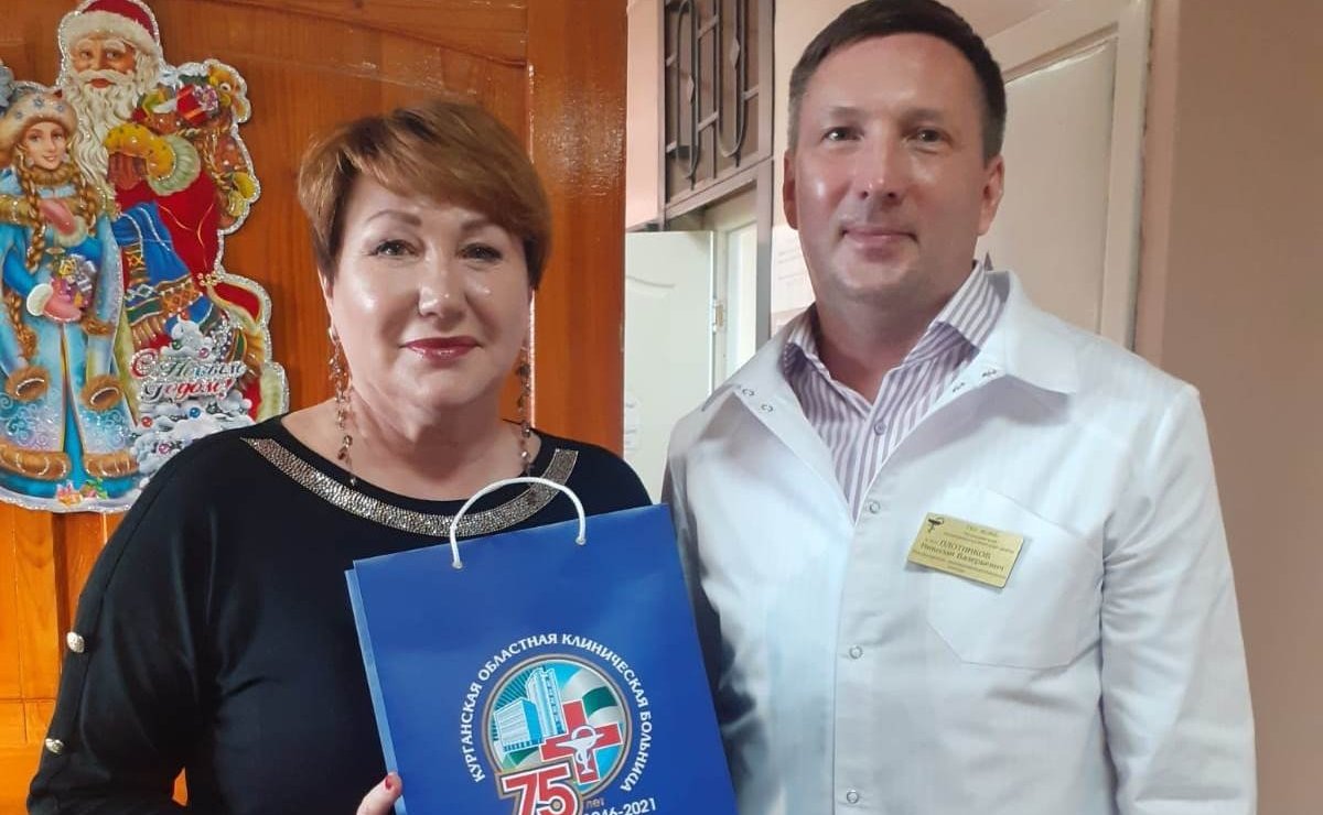 Елена Перминова в рамках поездки в регион посетила Курганскую областную клиническую больницу