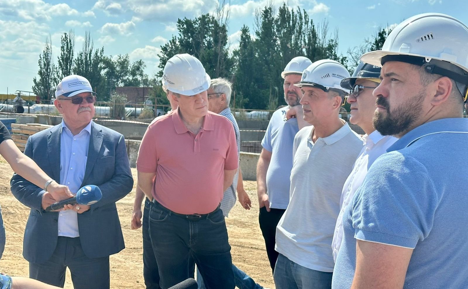 Александр Башкин и Геннадий Орденов посетили Приволжский район, где проинспектировали реконструкцию Северных очистных сооружений