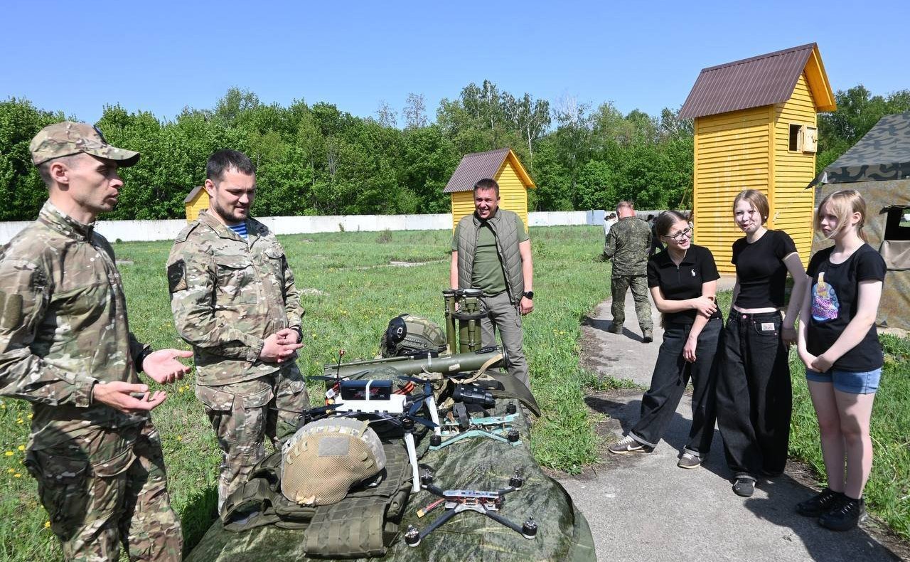 Проект «Школа защитников Родины» провел очередной слет молодежи