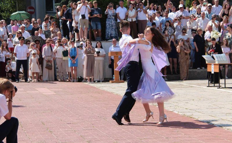 Сергей Рябухин в ходе рабочей поездки в регион принял участие в торжественной церемонии вручения дипломов выпускникам Ульяновского института гражданской авиации имени главного маршала авиации Б.П. Бугаева