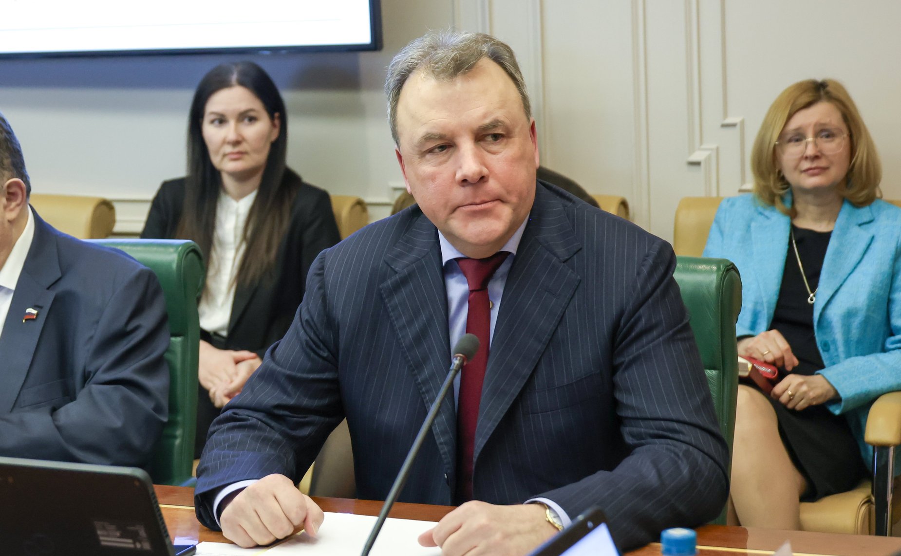 Артур Муравьев