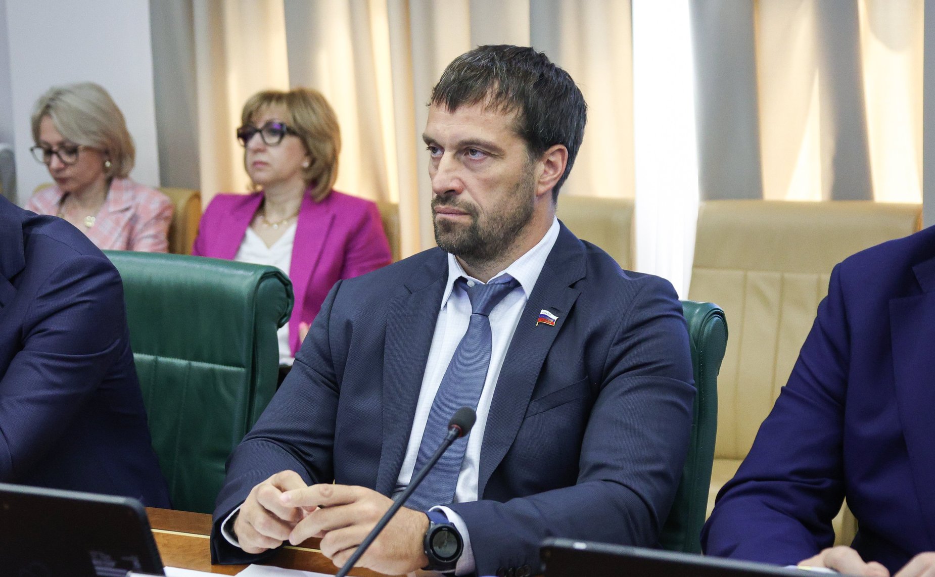 Эдуард Исаков