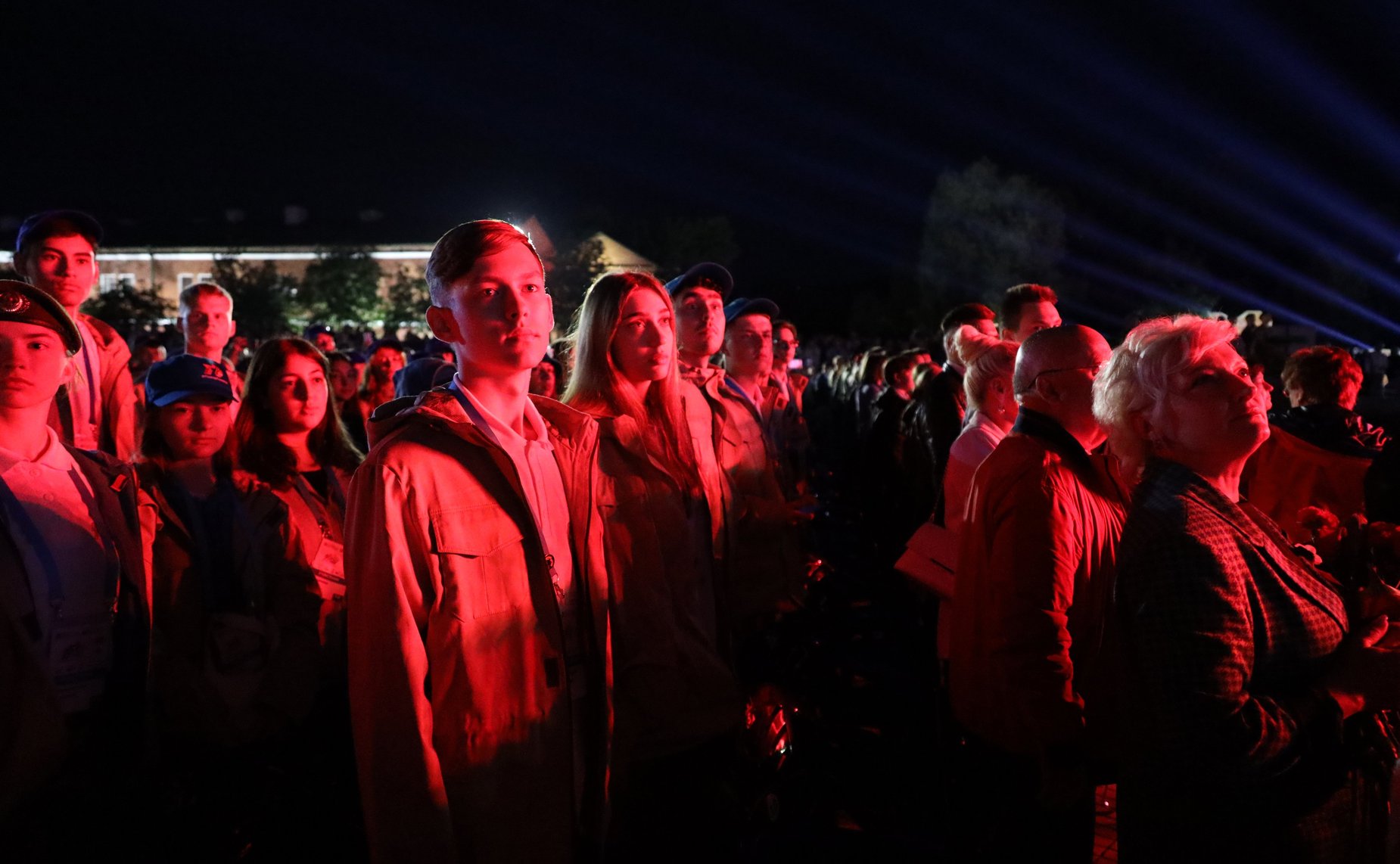 В память о событиях Великой Отечественной войны в ночь на 22 июня прошел митинг-реквием, в котором участвовали как школьники, прибывшие на «Поезде Памяти»