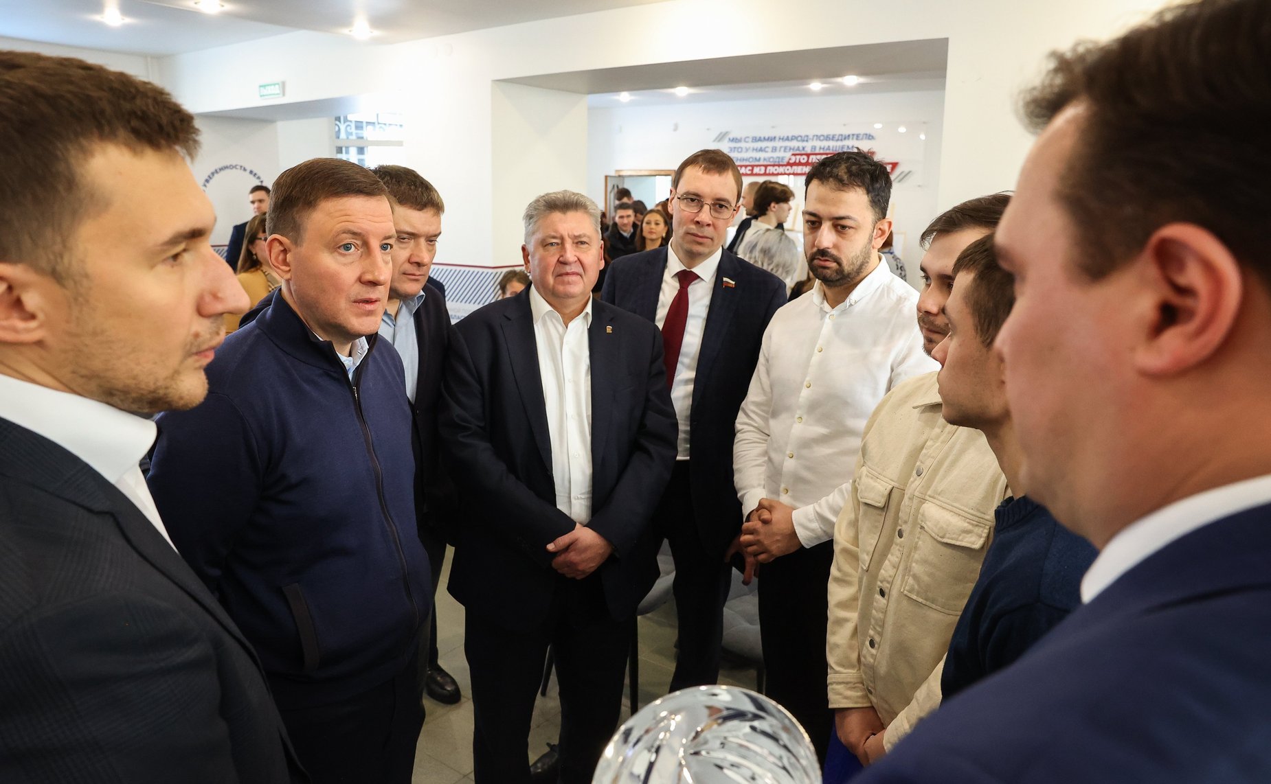 Андрей Турчак и Николай Журавлев провели встречи с победителями шахматного турнира РОСлиги и с воспитанниками Клуба юных летчиков и космонавтов