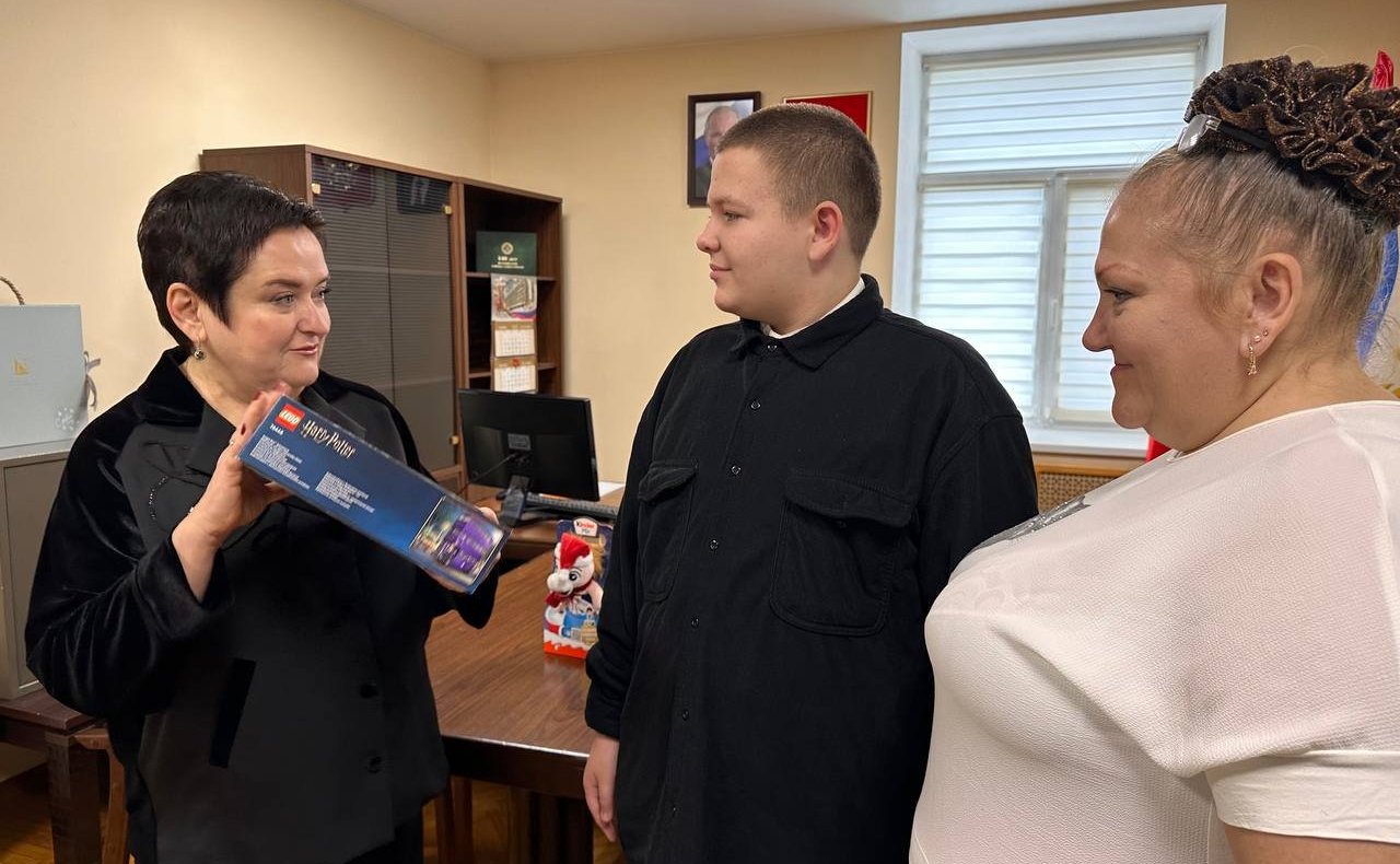 Лариса Мельник исполнила мечту особенного ребёнка в рамках акции «Ёлка желаний»