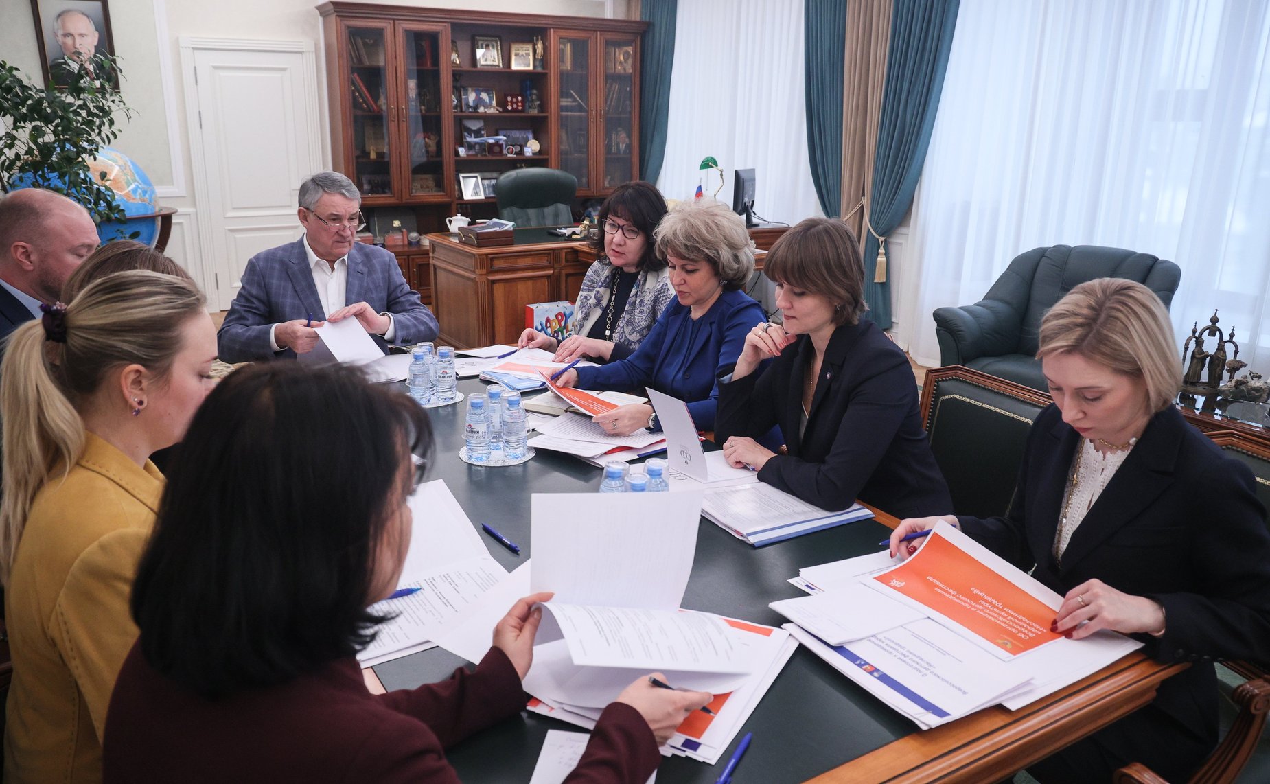 Совещание по вопросу организации и проведения финала Всероссийского фестиваля «Наследники традиций» и каникулярной профориентационной школы «За безопасность»