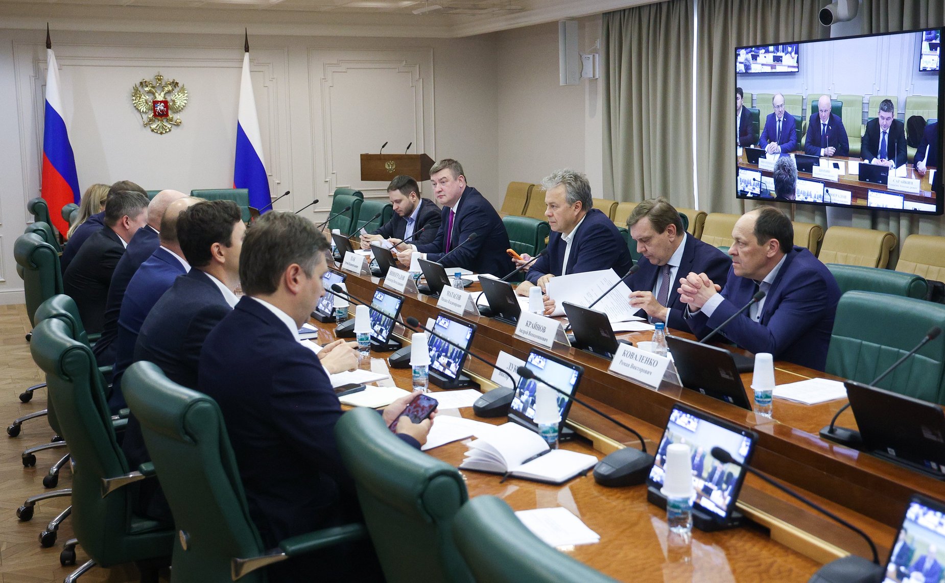 Круглый стол Комитета Совета Федерации по экономической политике «Механизмы повышения объемов и уровня локализации производства конкурентоспособной продукции автомобильной отрасли»