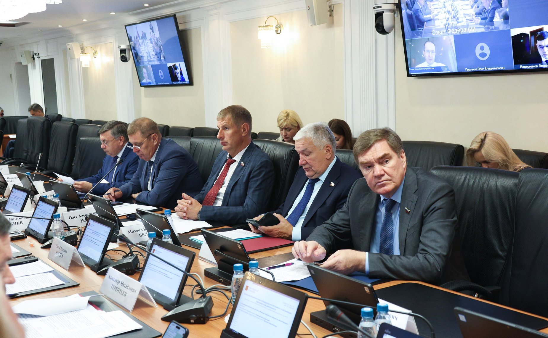 Заседание Комитета Совета Федерации по Регламенту и организации парламентской деятельности