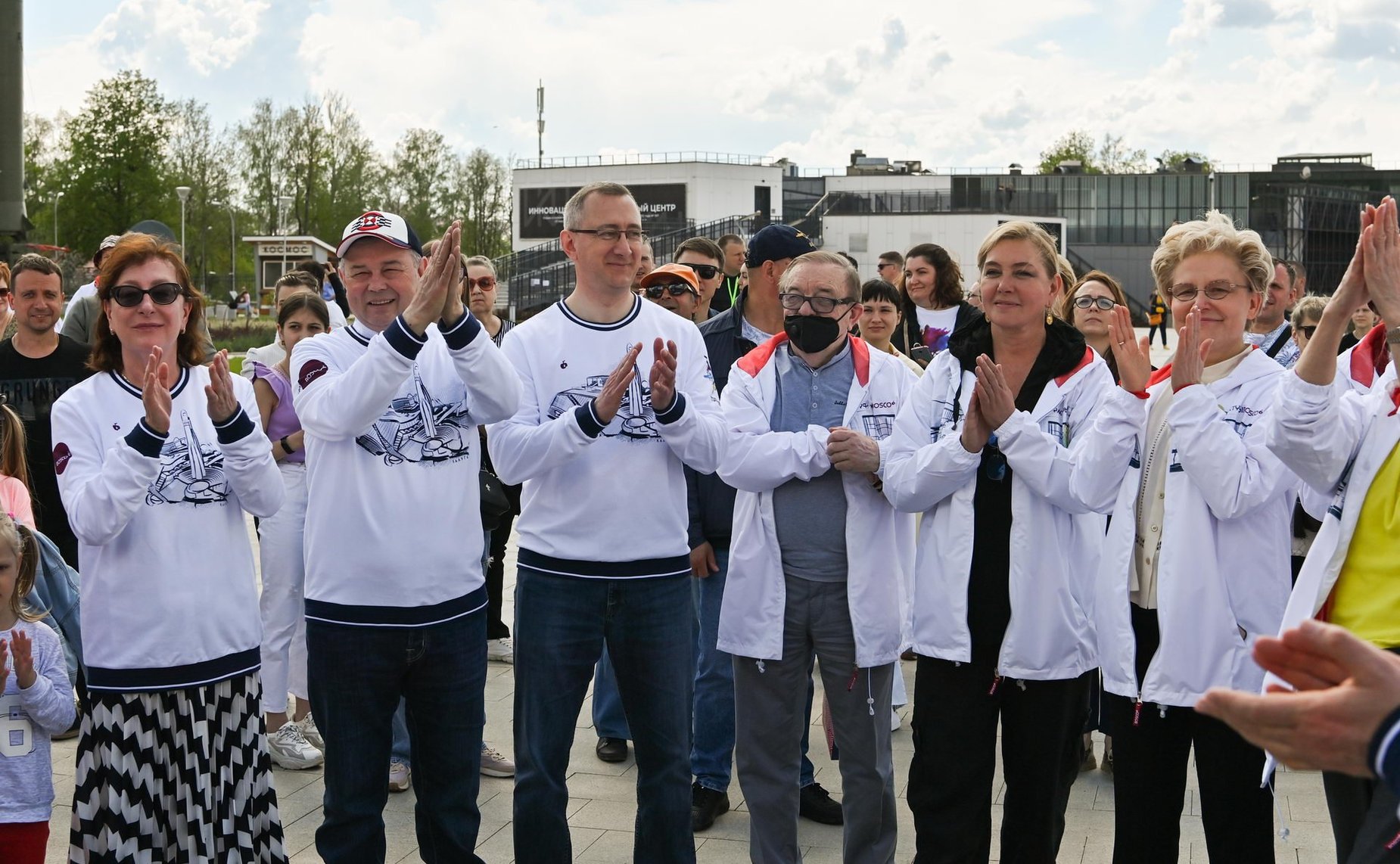 Анатолий Артамонов принял участие в фестивале «Черешневый лес»