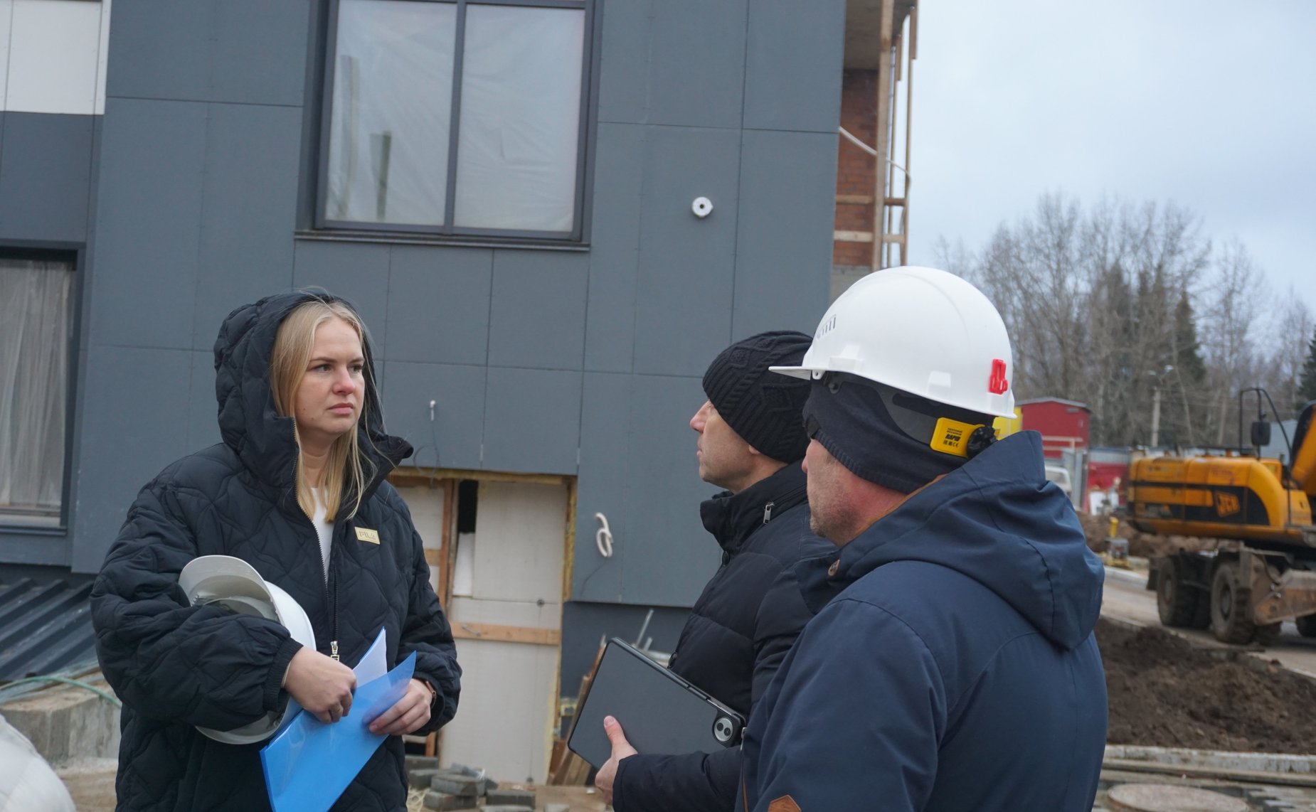 Екатерина Грибкова оценила ход строительства объектов здравоохранения в Сыктывкаре