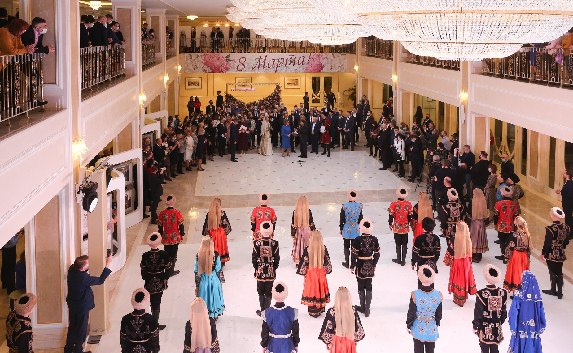 Выступление в Совете Федерации Государственного Академического заслуженного ансамбля танца Дагестана «Лезгинка»