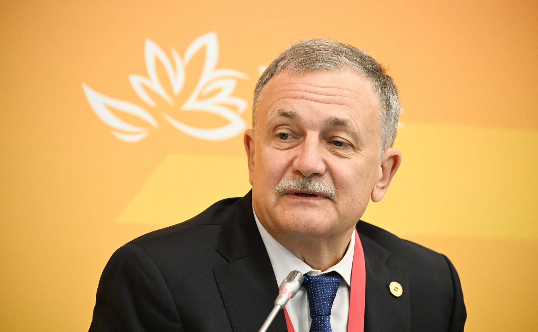 Сессия «Современная пограничная инфраструктура – лучшие инвестиции для государства». X Восточный экономический форум