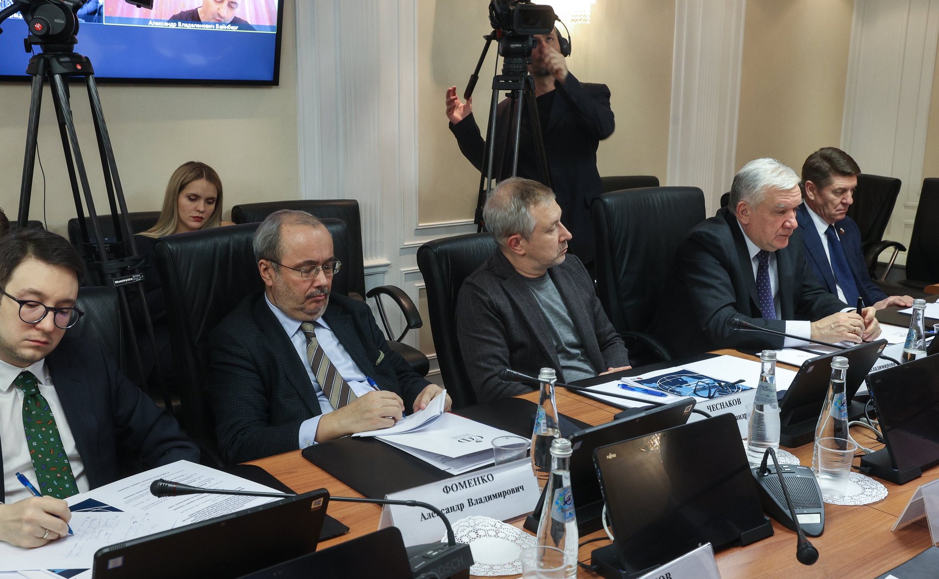 Расширенное рабочее совещание Комиссии СФ по защите государственного суверенитета и предотвращению вмешательства во внутренние дела РФ