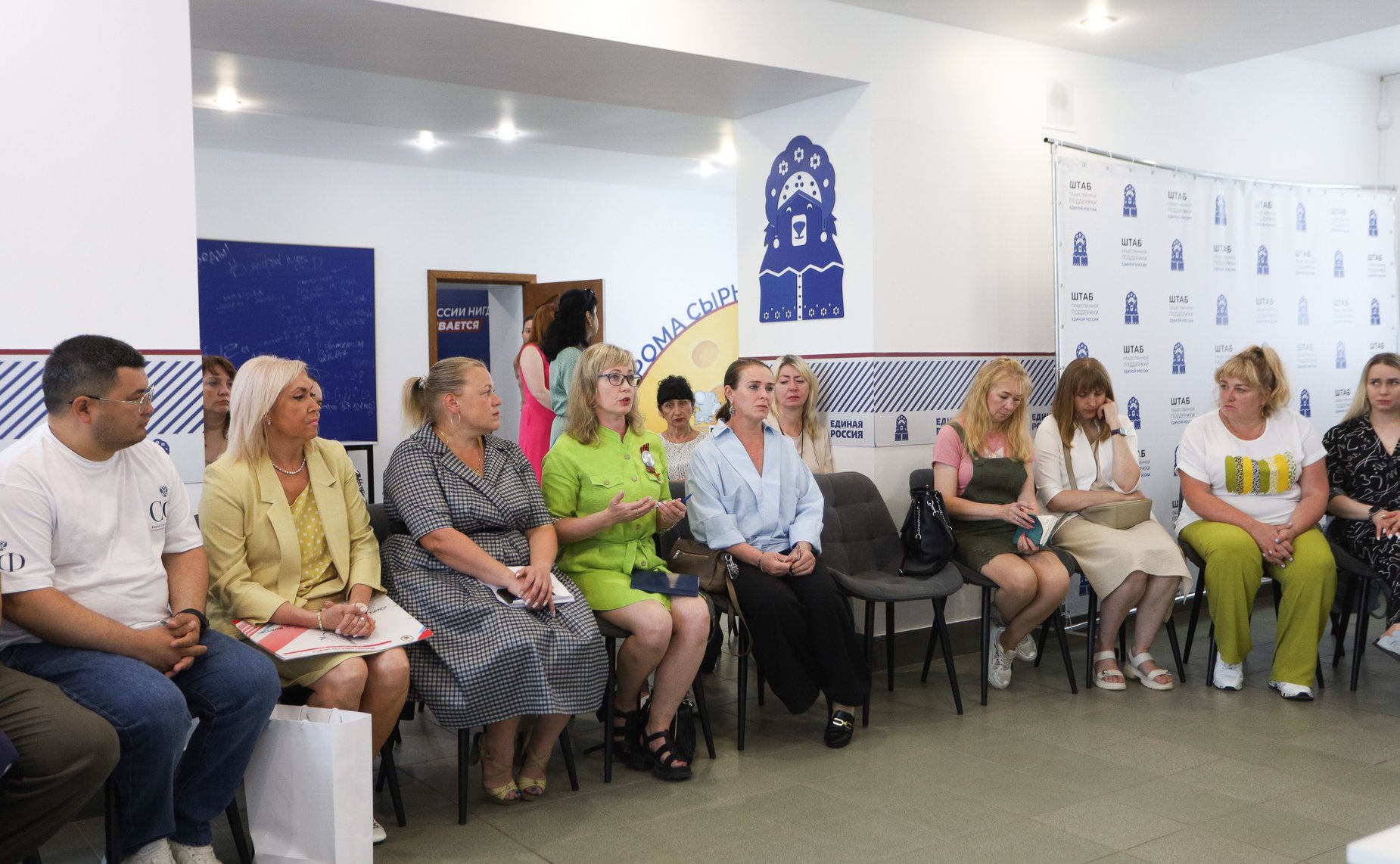 Сенаторы провели встречу по проблемам участников СВО и совместно с председателем Костромской областной Думы Алексеем Анохиным личный прием участников СВО и членов их семей