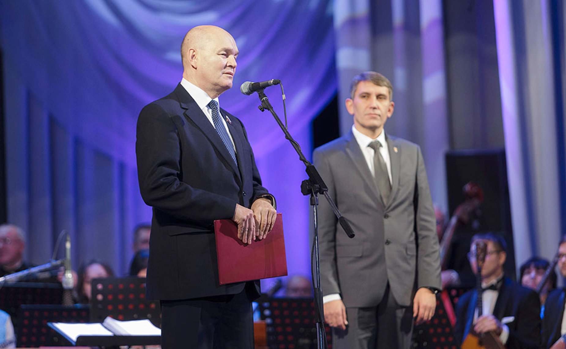 Михаил Щетинин огласил приветствие первого заместителя Председателя Совета Федерации Николая Федорова в адрес организаторов, участников и гостей Фестиваля