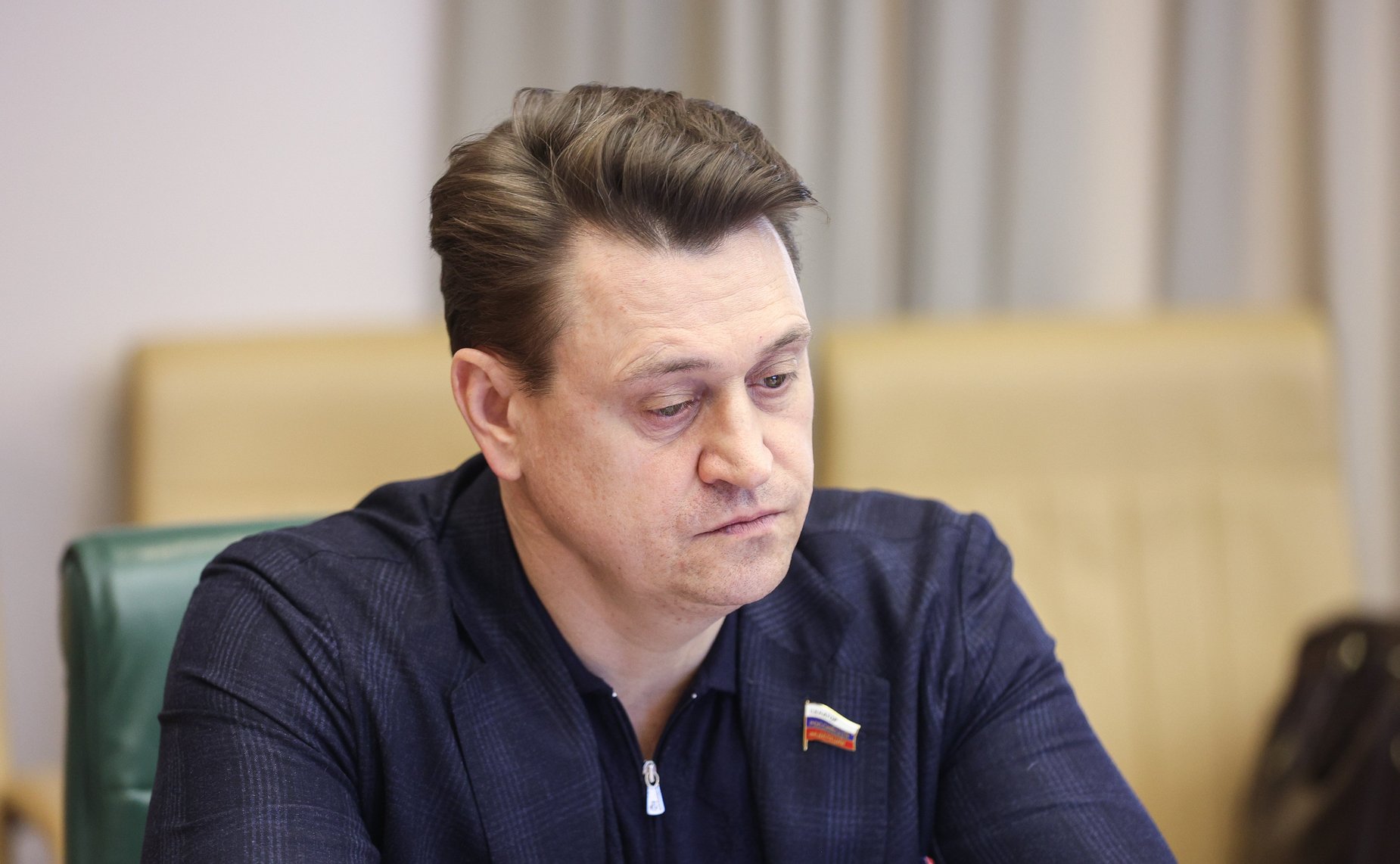 Олег Голов
