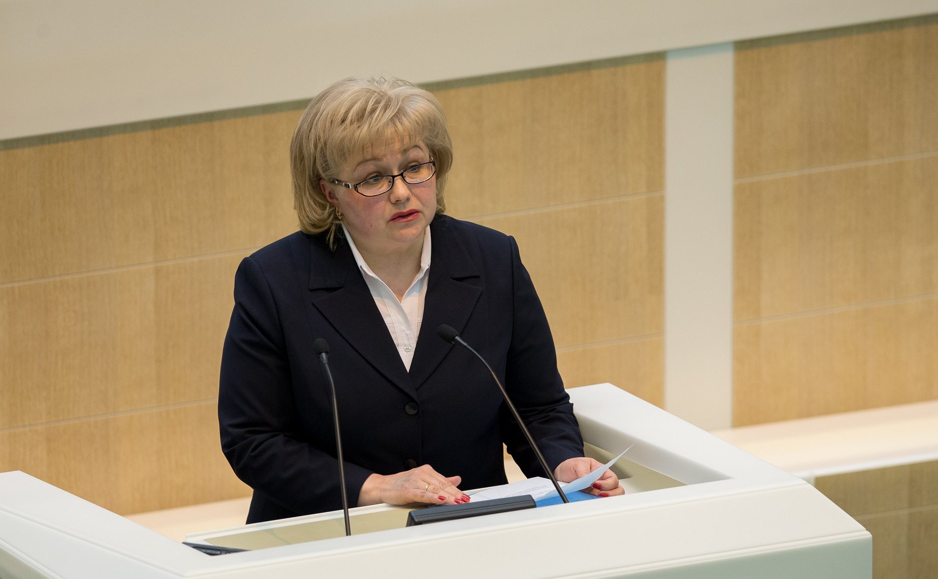 М. Антонова назначена судьей Верховного суда РФ на 389-м заседании Совета Федерации