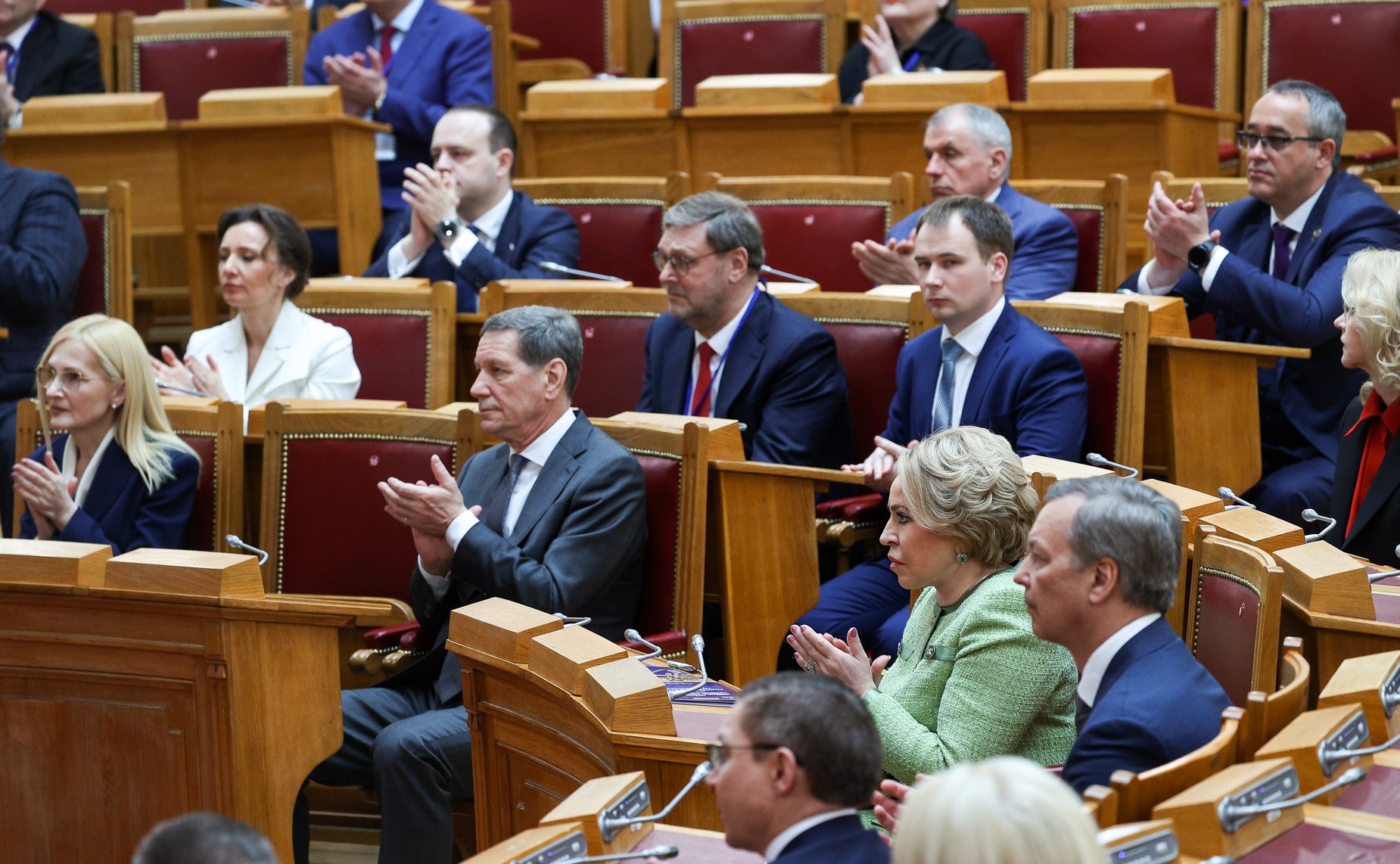 Президент Российской Федерации Владимир Путин встретился с членами Совета законодателей РФ при Федеральном Собрании