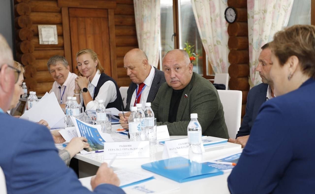 Андрей Базилевский принял участие в заседании Совета по развитию Всероссийского детского центра «Океан»