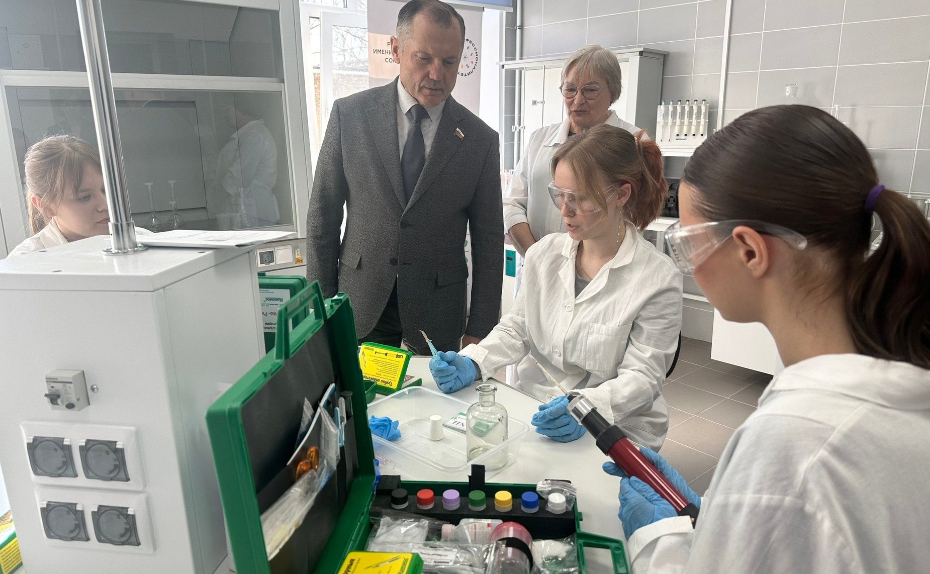 Игорь Мурог в рамках работы в регионе посетил Рязанский колледж имени Героя Советского Союза Николая Комарова