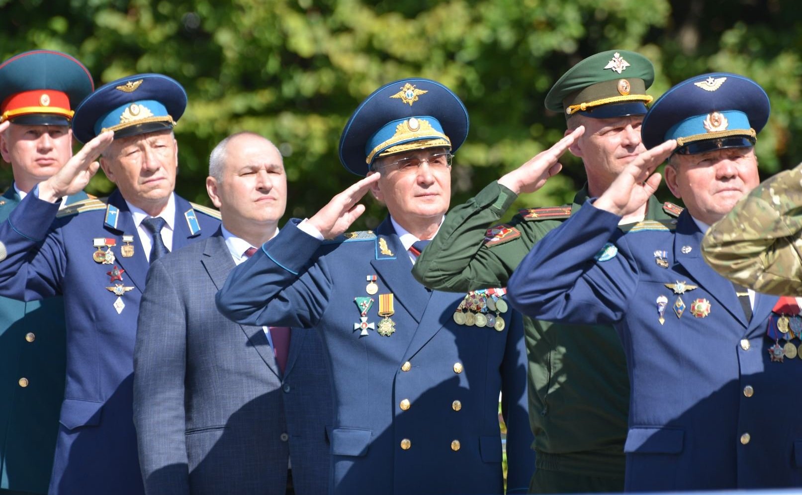 Николай Федоров принял участие в посвященных Дню знаний торжественных мероприятиях в Чувашском кадетском корпусе Приволжского федерального округа имени Героя Советского Союза А.В. Кочетова