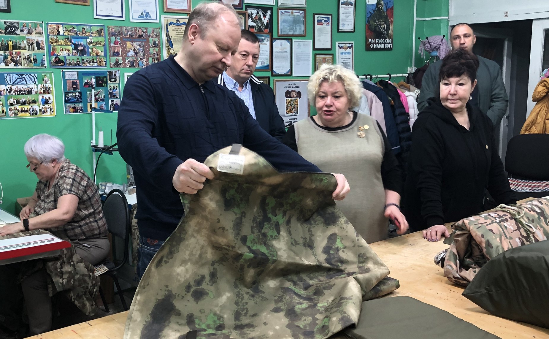 Виктор Шептий принял участие в отправке очередного груза в помощь бойцам-уральцам в зону специальной военной операции