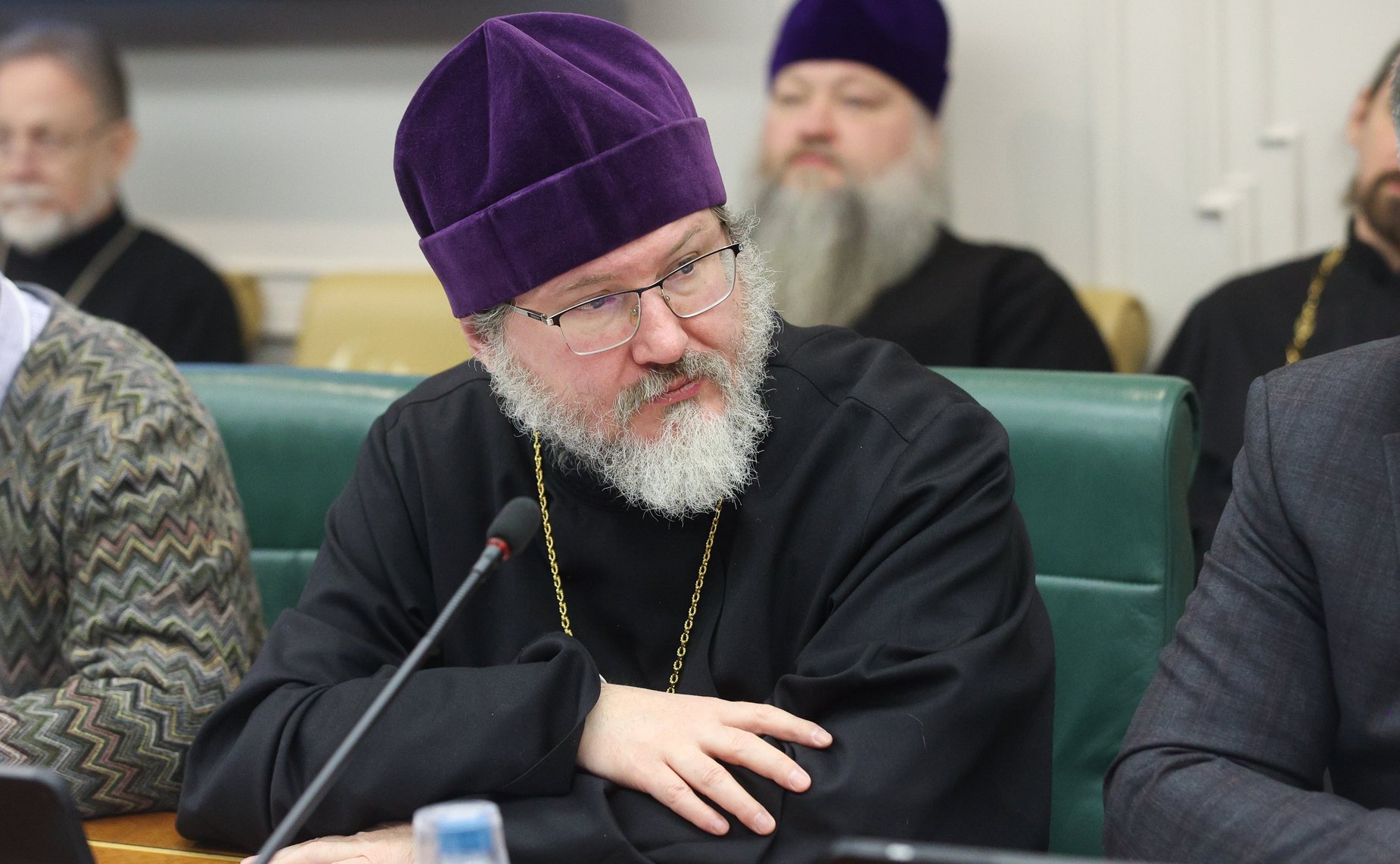 Круглый стол «Становление современной общественно-государственной модели воспитания гражданина и патриота (анализ опыта взаимодействия государственных и религиозных институтов)» (в рамках XIV Рождественских парламентских встреч)