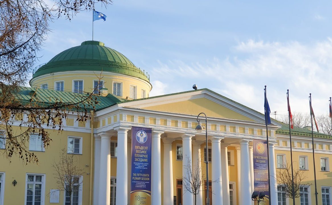 Сенаторы РФ принимают участие в мероприятиях весенней сессии Межпарламентской Ассамблеи государств-участников СНГ
