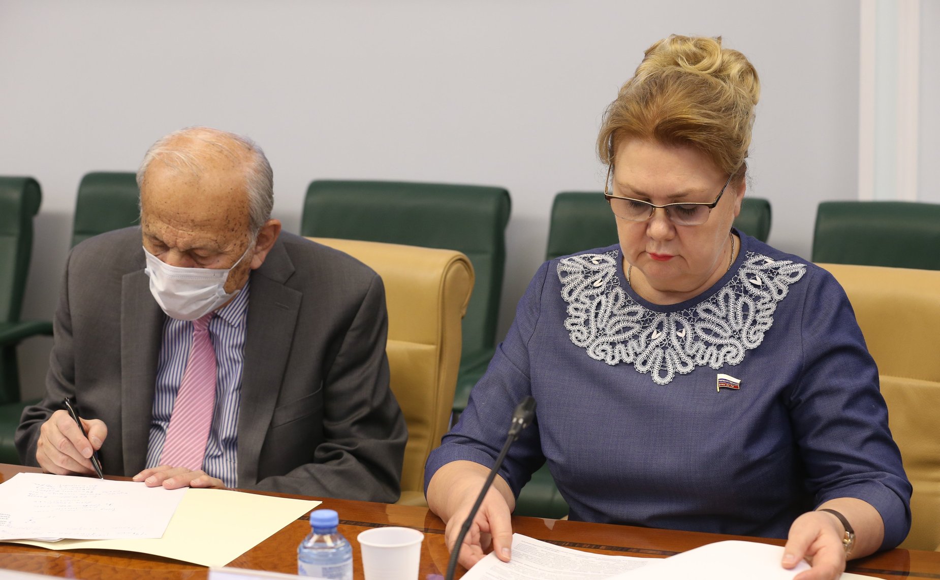 Заседание Экспертного совета по здравоохранению при Комитете СФ по социальной политике на тему «Нормативно-правовые и организационные инициативы по снижению смертности от хронических сердечно-сосудистых заболеваний»