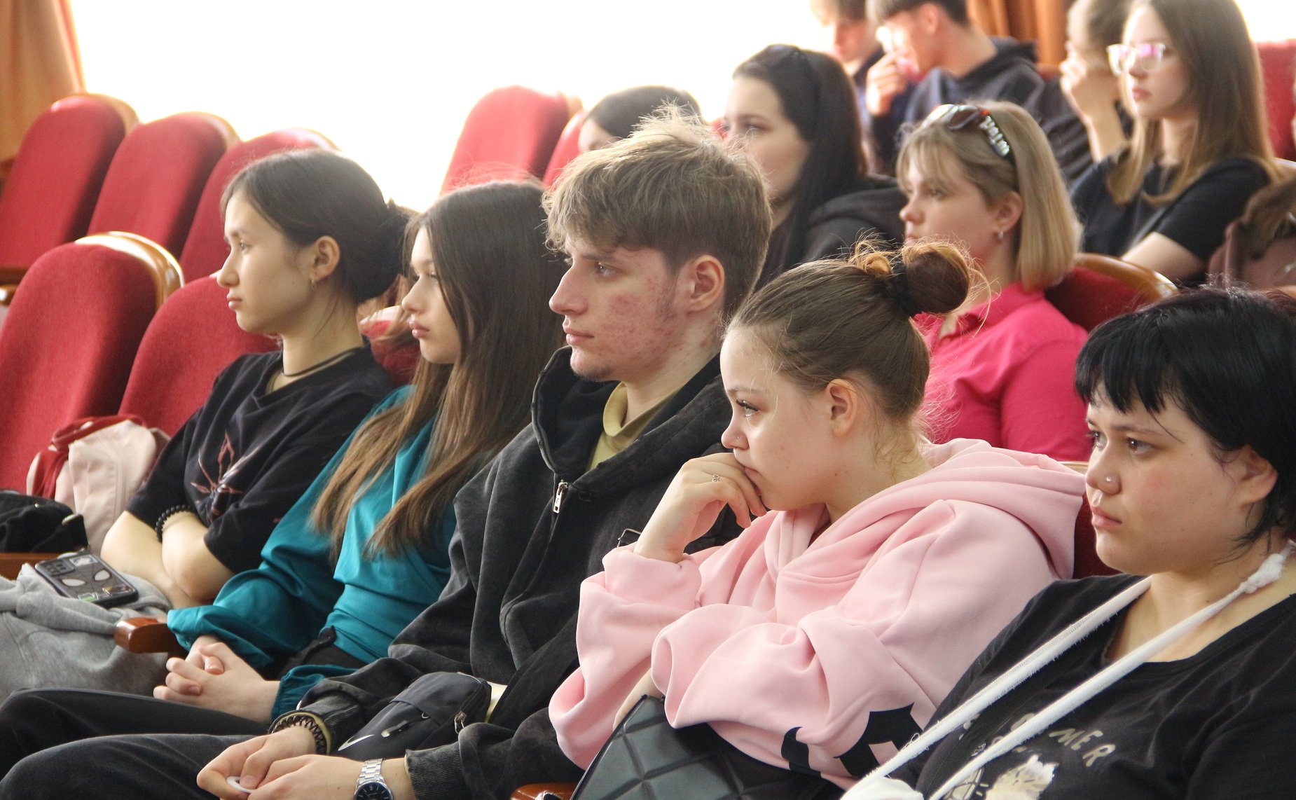 Роман Маслов вместе с Молодежным парламентом города Череповца и АНО «Наука любви к Отечеству» дал старт новому образовательному проекту «История без вымысла», направленному на сохранение истории нашей страны