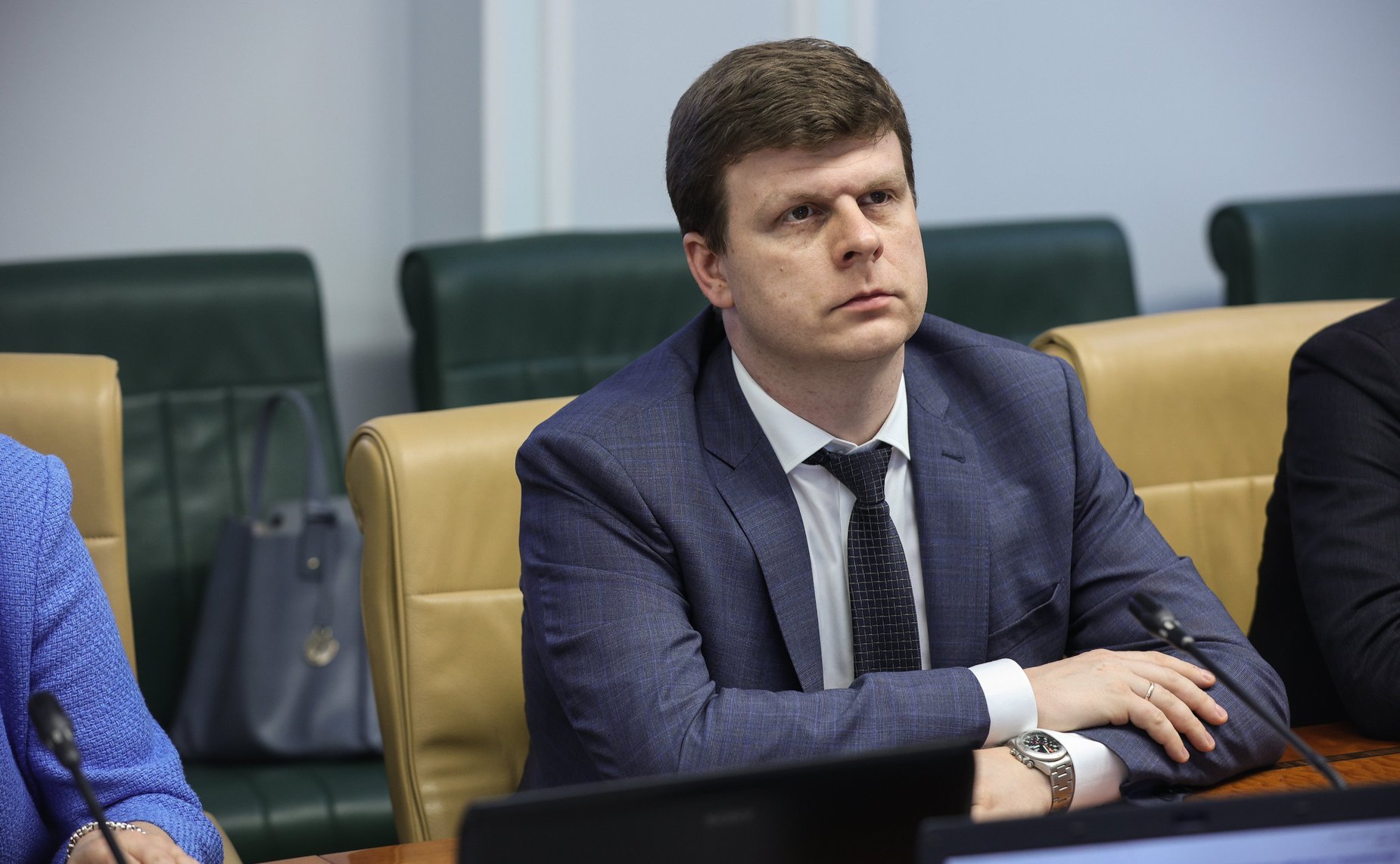 Круглый стол Комитета Совета Федерации по экономической политике на тему «Развитие спутниковой группировки в целях устранения цифрового неравенства субъектов РФ»
