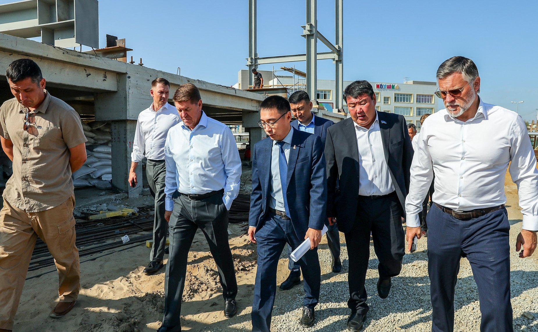 Сенаторы РФ в рамках выездного совещания Комитета СФ по федеративному устройству, региональной политике, местному самоуправлению и делам Севера посетили университеты и социальные объекты