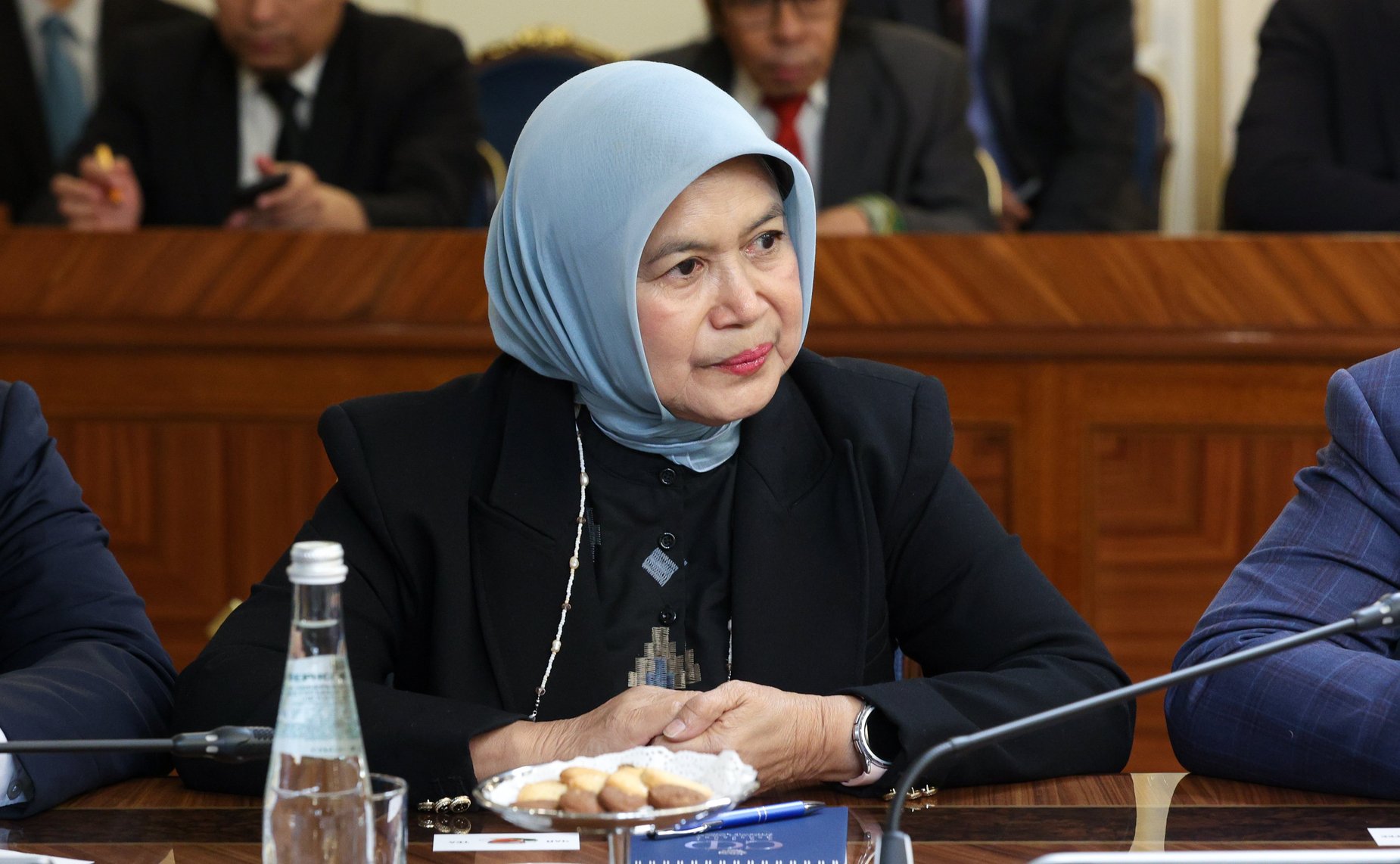 Валентина Матвиенко провела встречу с Председателем Совета представителей регионов Республики Индонезии Султаном Бактиаром Наджамундином