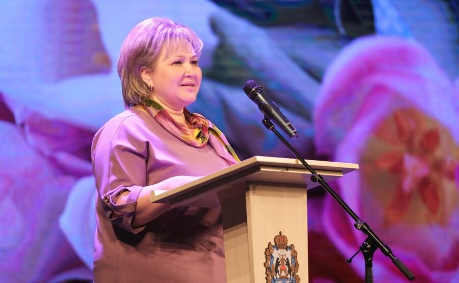 Елена Писарева