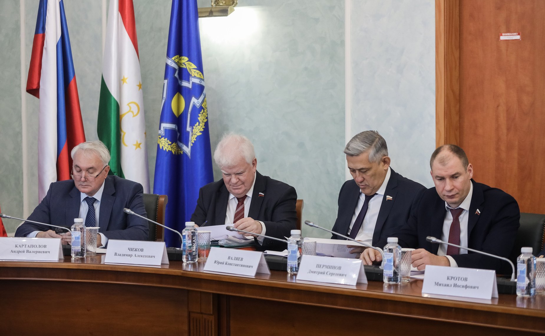 Участие сенаторов Российской Федерации в заседании постоянной комиссии ПА ОДКБ по вопросам обороны и безопасности