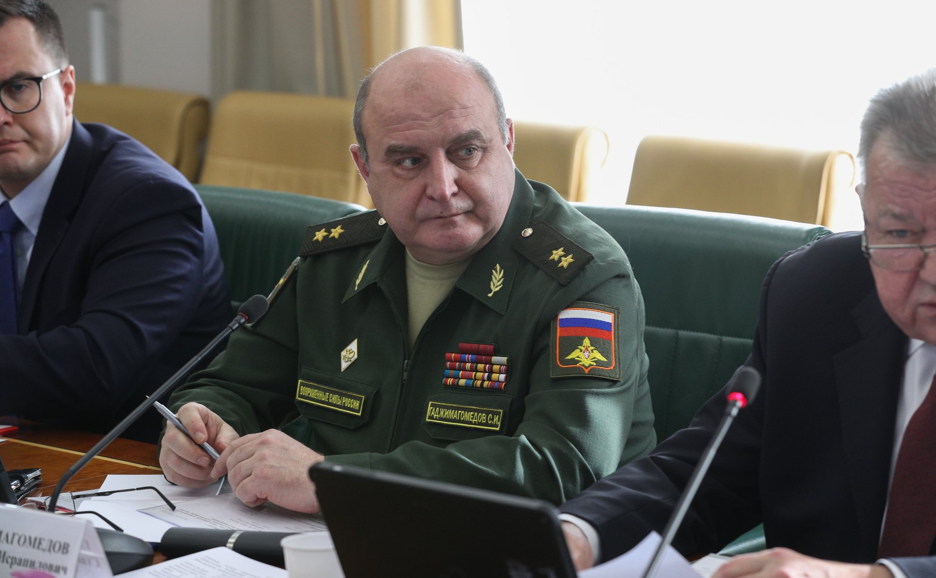 «Круглый стол» на тему «Международное сотрудничество в борьбе с глобальными вызовами и угрозами, включая кризис системы контроля над вооружениями»