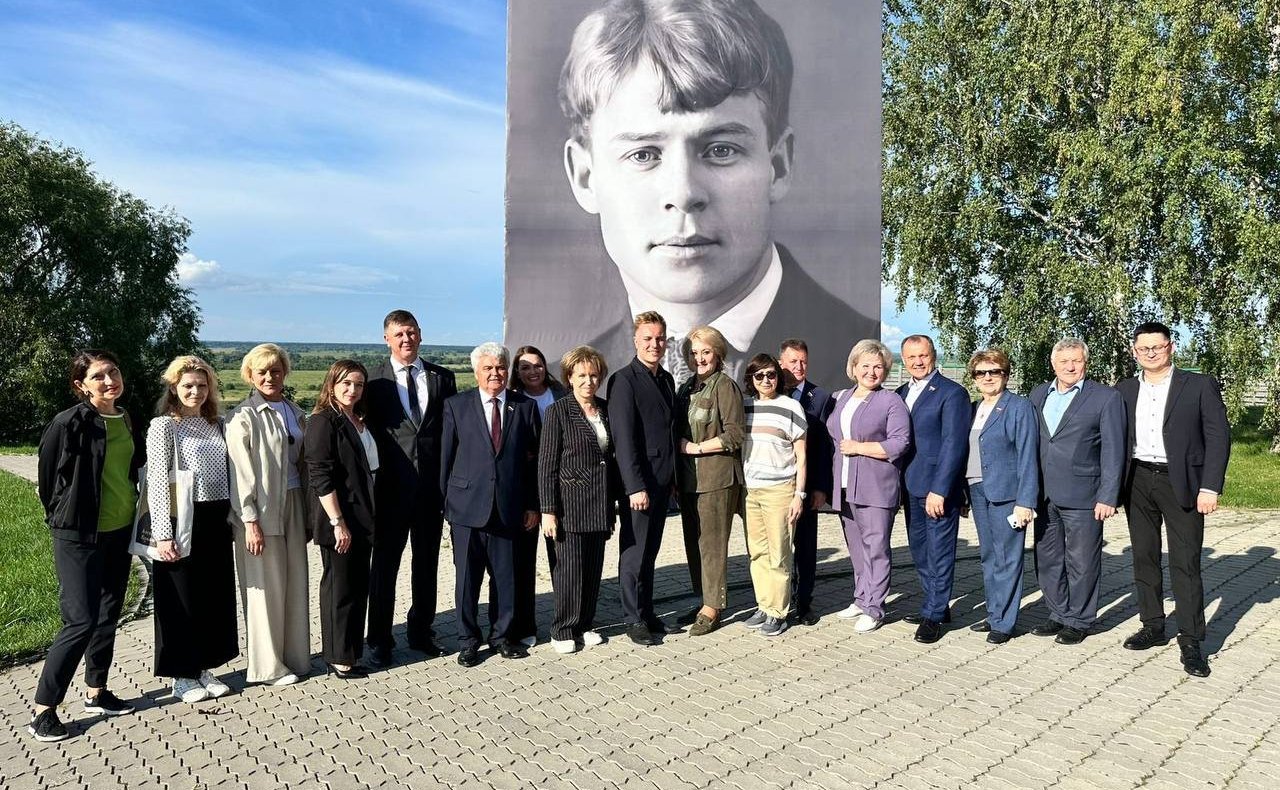 Круглый стол Комитета СФ по науке, образованию и культуре совместно с Комитетом СФ по федеративному устройству, региональной политике, МСУ и делам Севера «О совершенствовании законодательства Российской Федерации об охране объектов культурного наследия»
