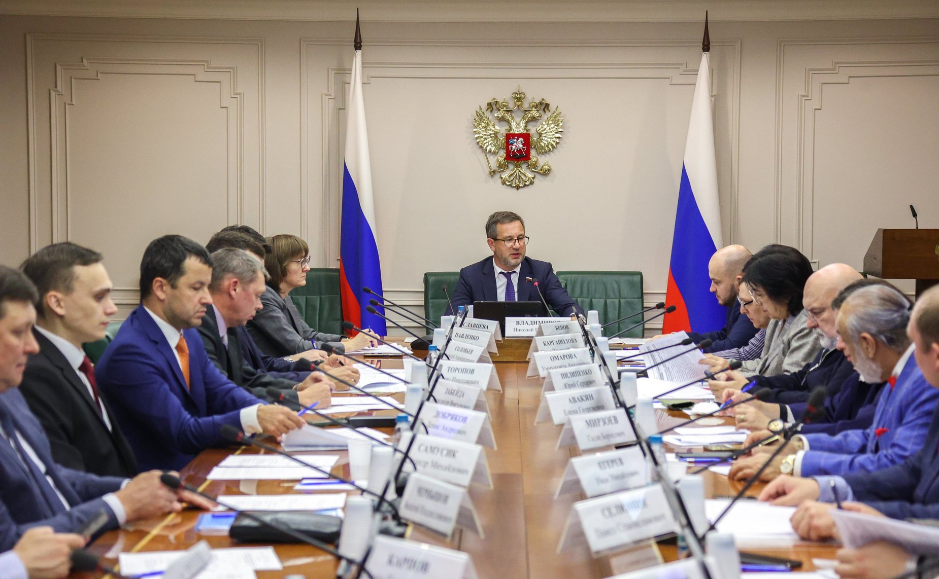 Круглый стол Комитета СФ по конституционному законодательству и государственного строительства «Ответственность за воспрепятствование профессиональной деятельности адвоката как гарантия реализации принципа состязательности и равноправия сторон»