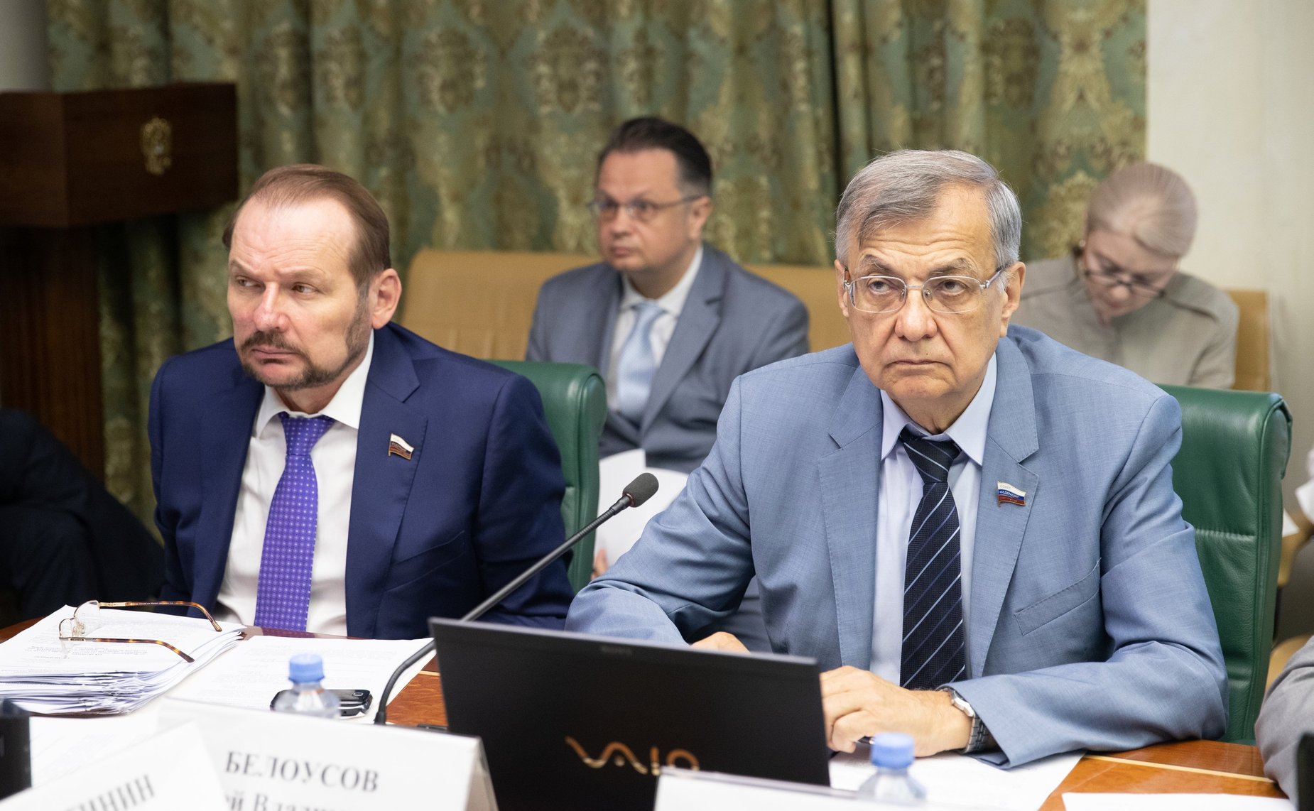 С. Белоусов и С. Жиряков