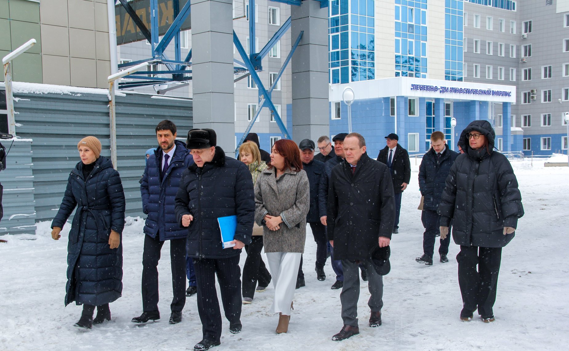 Рабочий визит заместителя Председателя Совета Федерации Инны Святенко в Алтайский край. Алтайский краевой онкологический диспансер