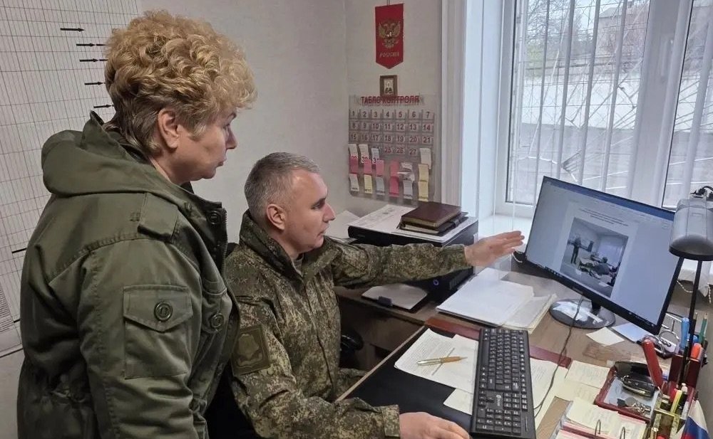Ольга Бас в ходе поездки в регион посетила ряд военных комиссариатов Луганской Народной Республики