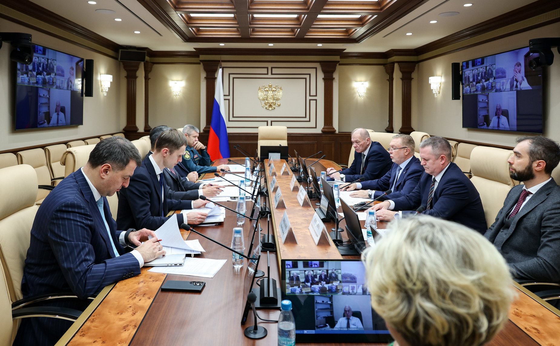 Круглый стол Комитета Совета Федерации по экономической политике