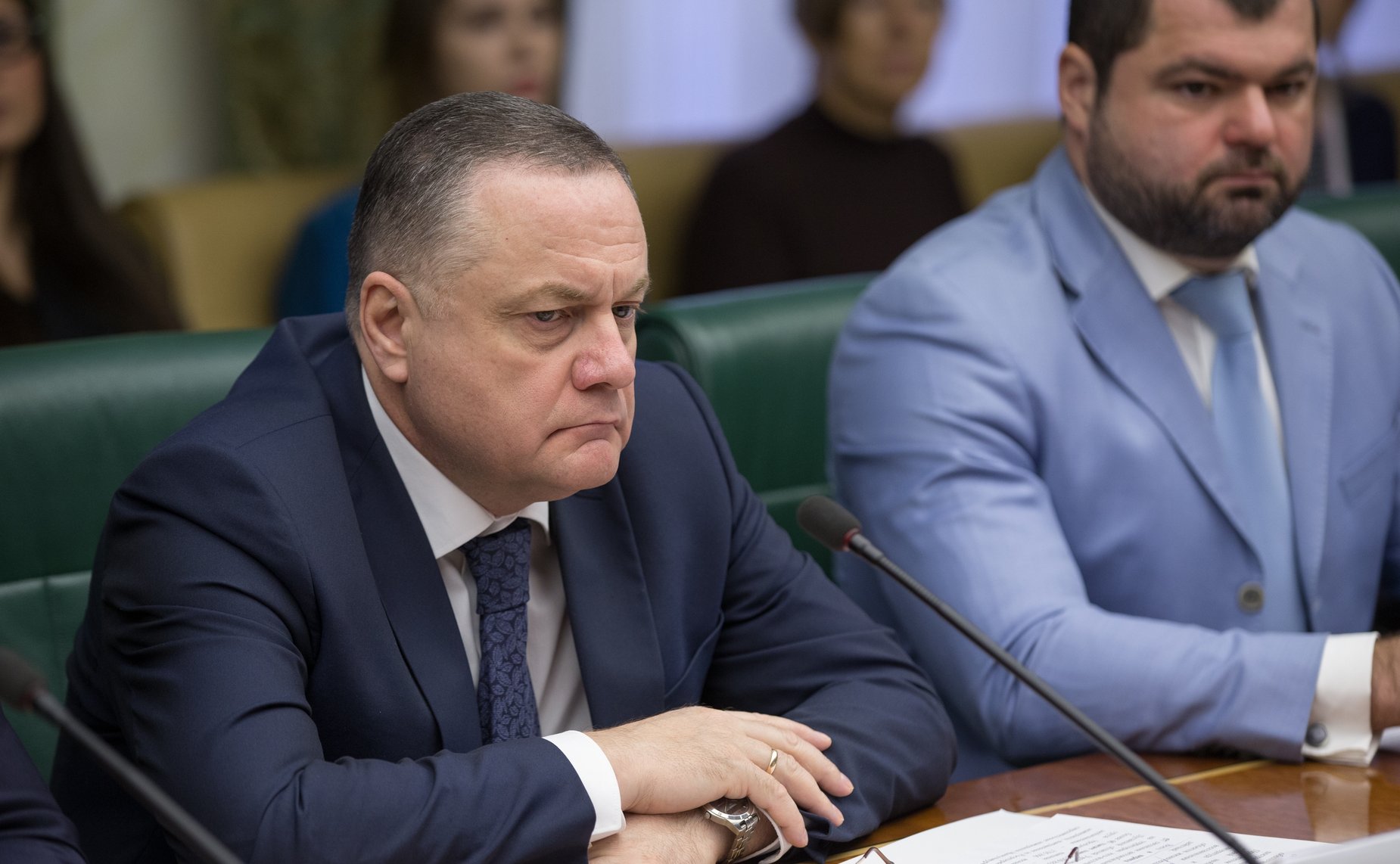 В. Артамонов