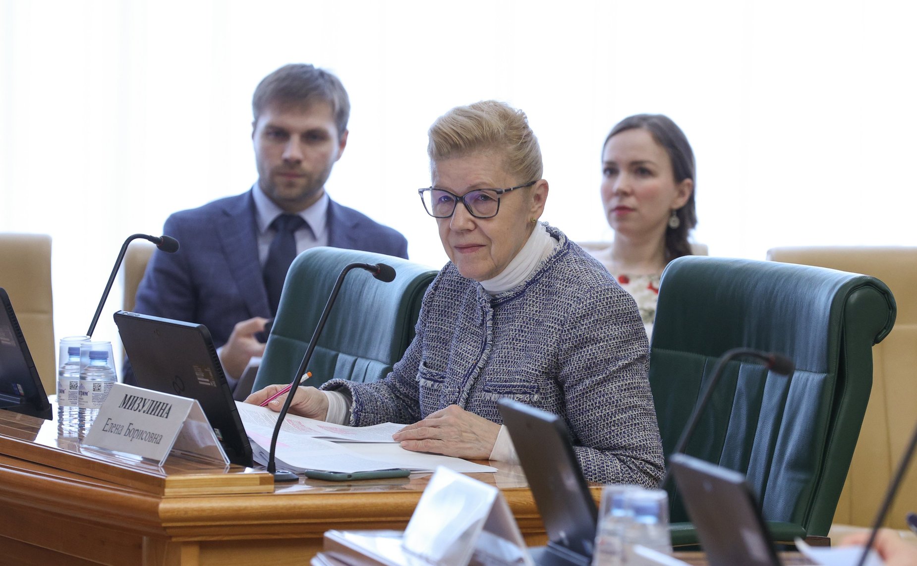 Елена Мизулина