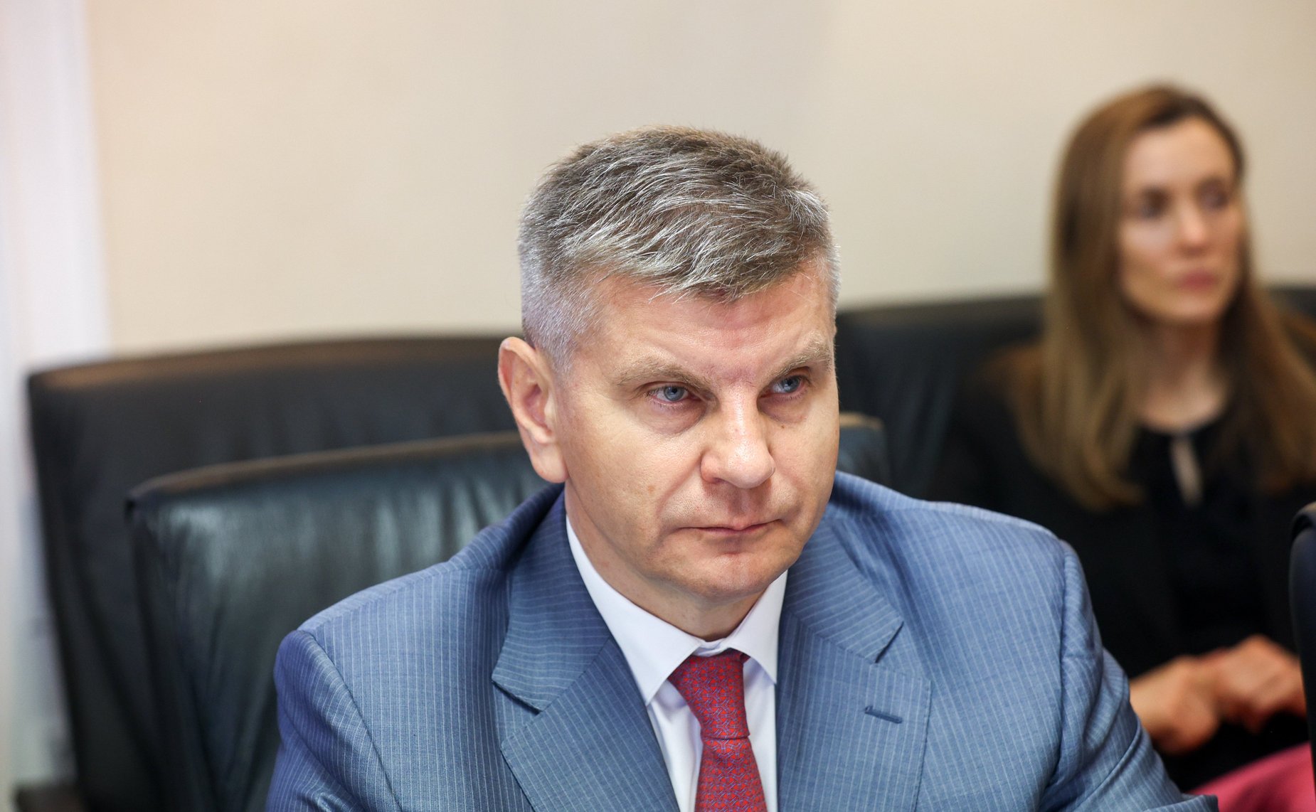 Геннадий Голов